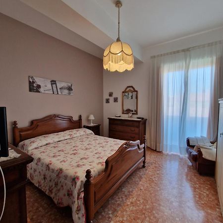 Camere Le Margherite Olbia Exteriör bild