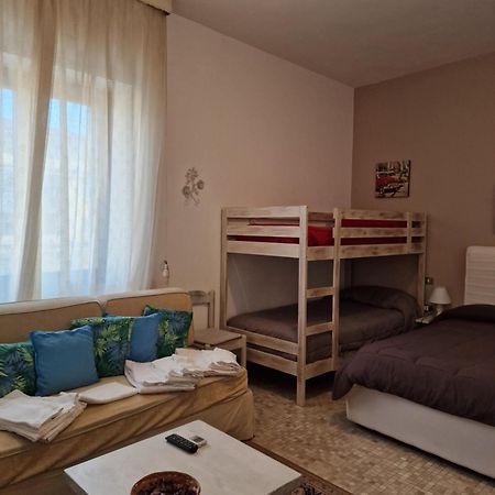 Camere Le Margherite Olbia Exteriör bild
