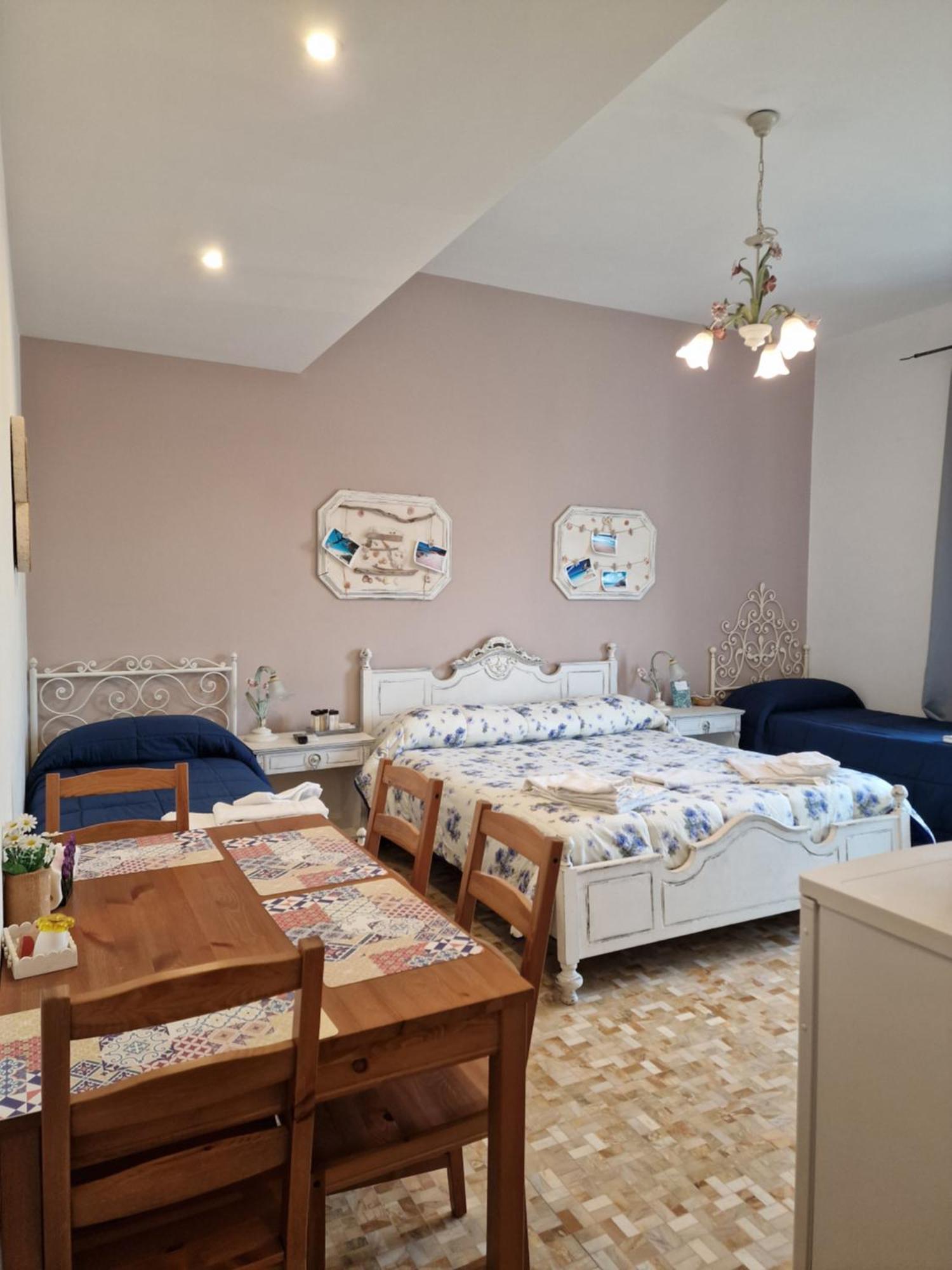 Camere Le Margherite Olbia Exteriör bild