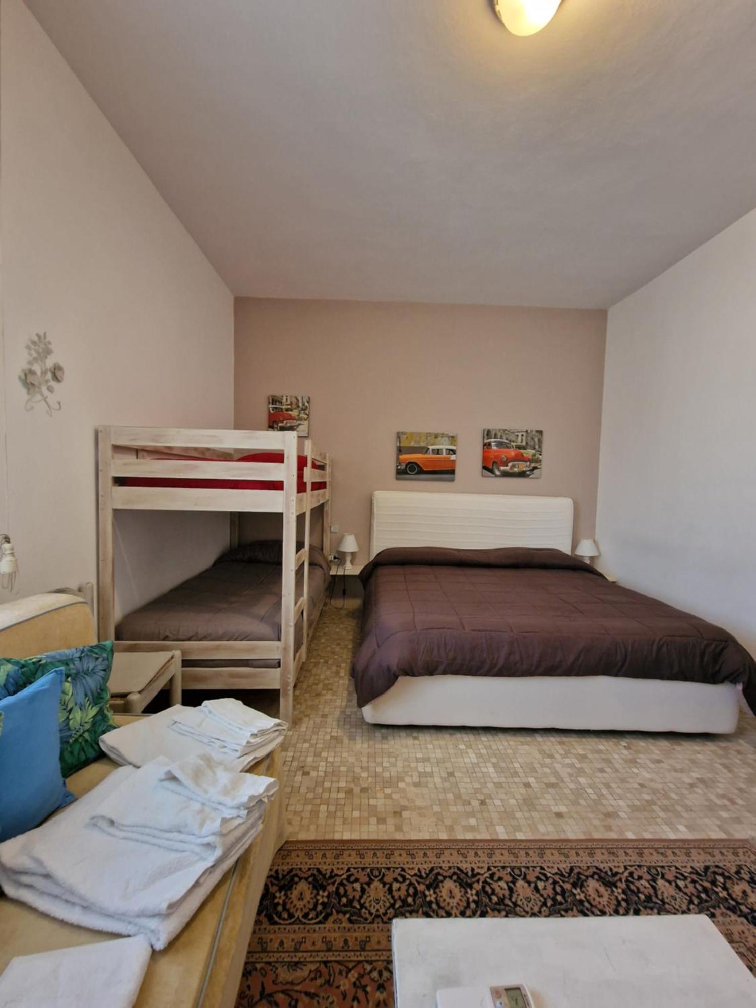Camere Le Margherite Olbia Exteriör bild